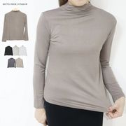 インナーに最適なボトルネックのカットソー