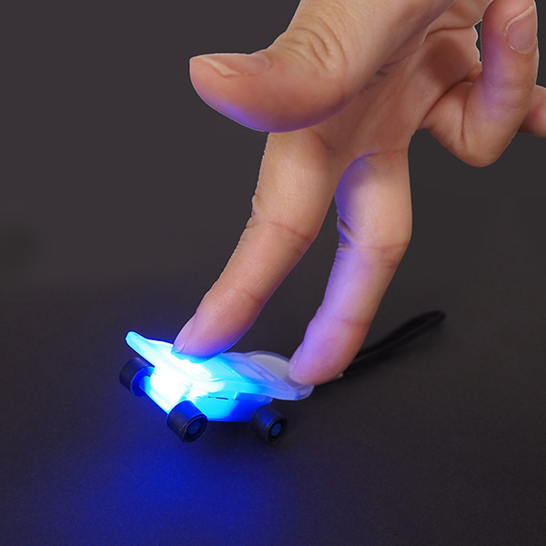 光るピカピカスケボーストラップ | 卸売・ 問屋・仕入れの専門サイト