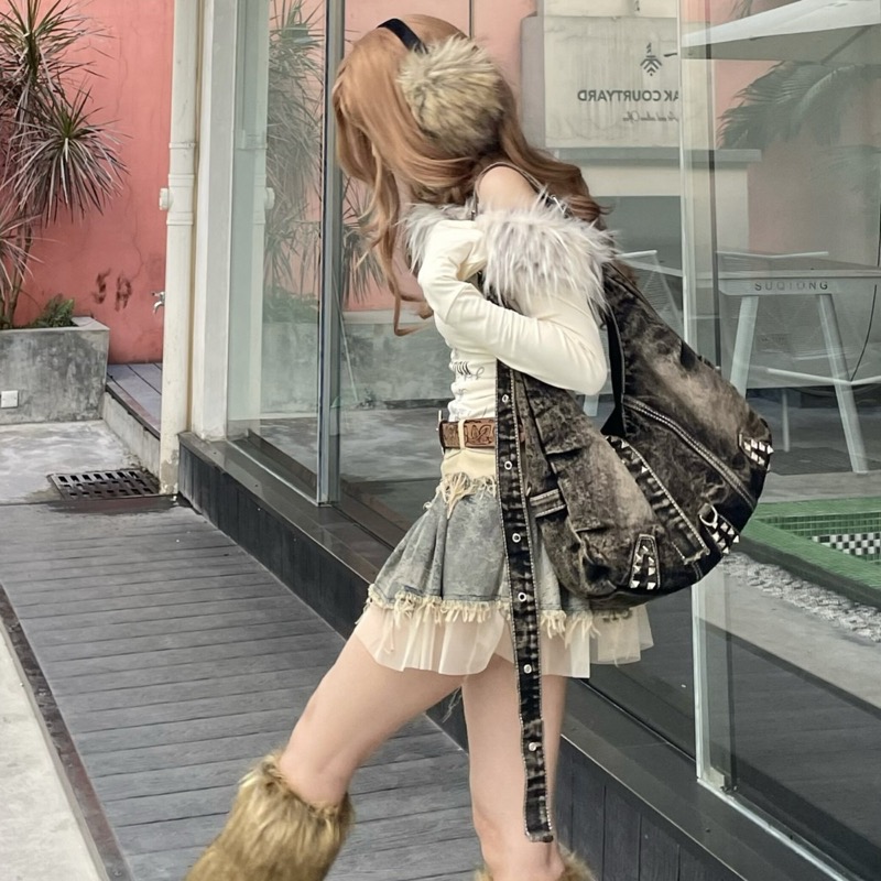 欧米ギャル風 ウォッシュドデニム スタッズ付き アメリカン