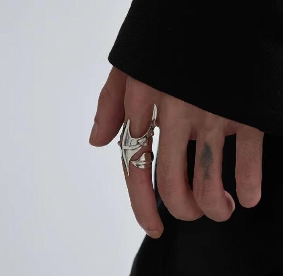 服/ファッション アクセサリー 指輪 パンクファッション 指輪 リング アクセサリー メンズ不規則指輪