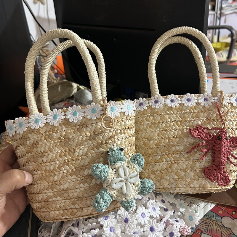 かごバッグ　トートバッグ　韓国ファッション　デザイン