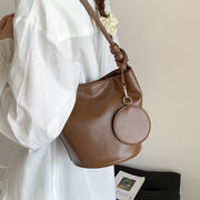 ショルダーバッグ　韓国ファッション　デザイン PUバッグ カバン バケットバッグ　ハンドバッグ