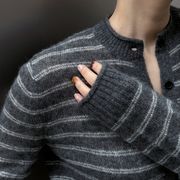 プレミアム品質　シルクカシミア クルーネックカーディガン