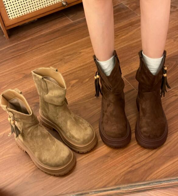 秋冬シューズ  ブーツ ショートブーツ   厚底 ルーズ  お出かけ 靴