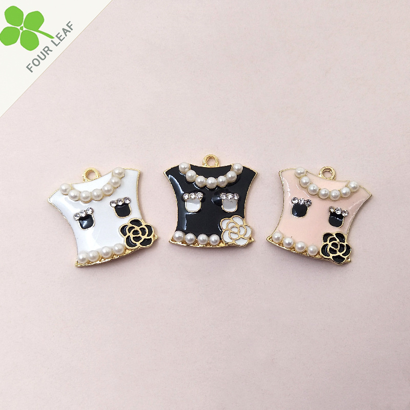 服 アクセサリーパーツ デコパーツ 貼り付けパーツ ペンダント 合金パーツ ハンドメイド DIY