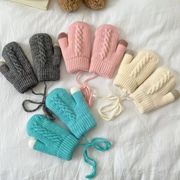 新入荷　秋冬　子供　キッズ　手袋　暖かい　防寒対策　 0-2歳　 4色 　DC