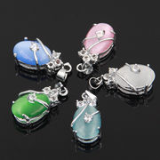 52%OFF　バチカン付猫目石チャーム　1個 即納