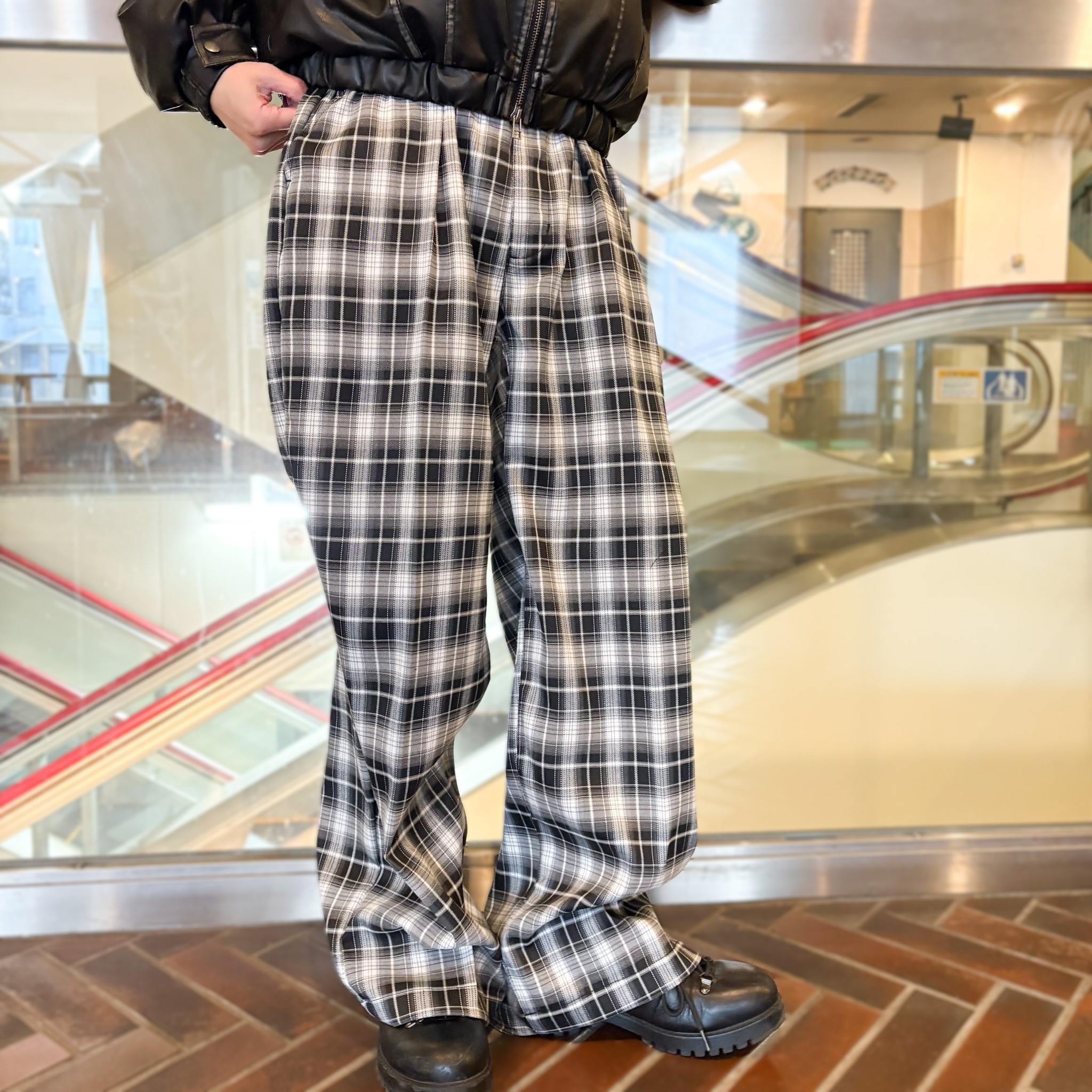 【2026春物新作】ストライプ＆チェック柄 ワンタック ワイドパンツ スラックス 柄パン ルーズ きれいめ