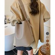 【日本倉庫即納】 大容量トートバッグ ミニポーチ付き 上品