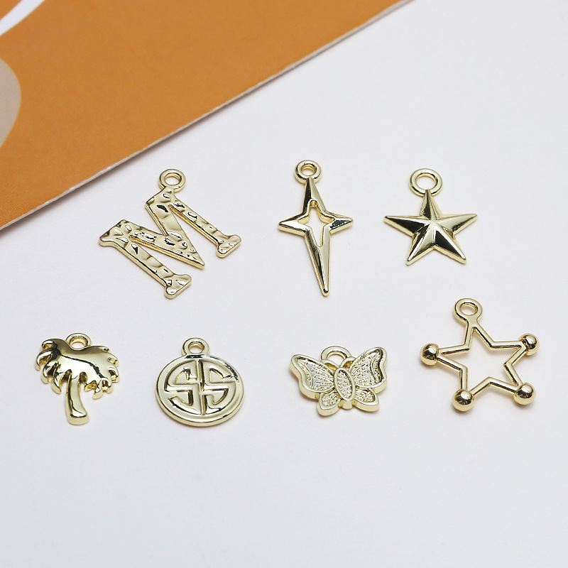 ハンドメイドパーツ 星 アクセサリーパーツ 胡蝶チャーム ココヤシの木 カン付 手芸 M アルファベット