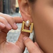 サージカルステンレスピアス　アクセサリー　デザイン　金属アレルギー対応　18kコーティング