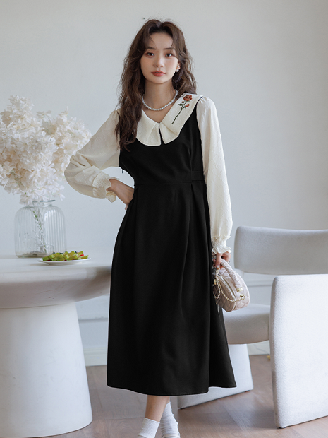 ★L～5L大きいサイズ★可愛いぽっちゃりさん　可愛い花柄刺繍  バイカラー　 異素材切替ピース