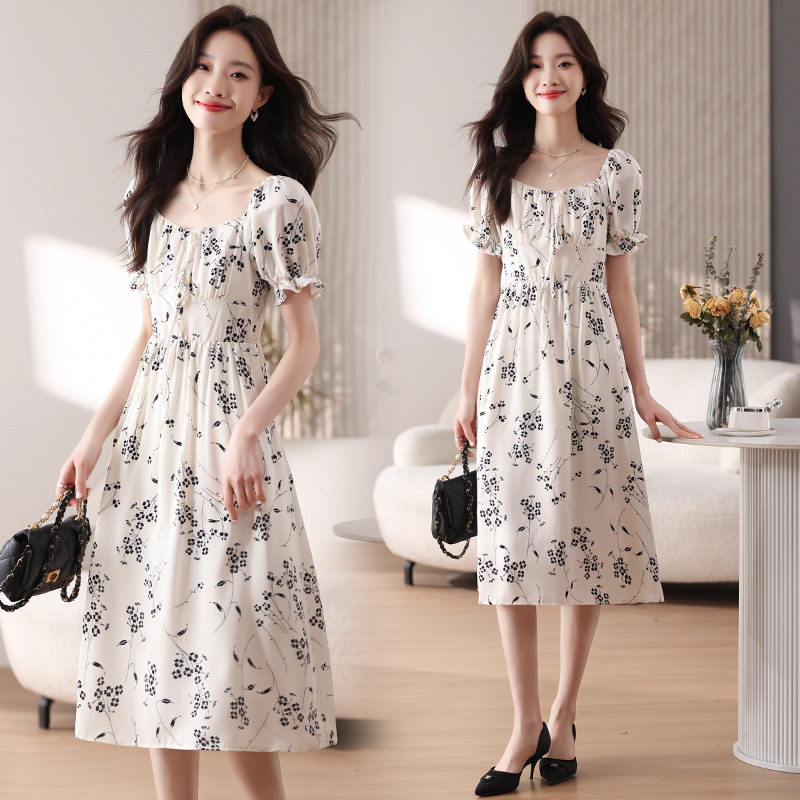 S～3L★夏新作　胸元可愛いリボン　花柄　パフスリーブワンピース